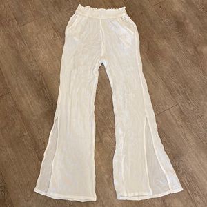 Hollister White Cover Up Pants